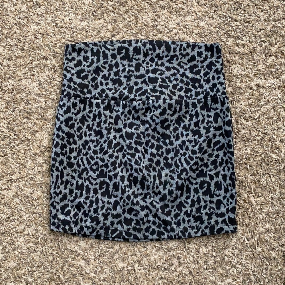Wet Seal skirt- size XS
